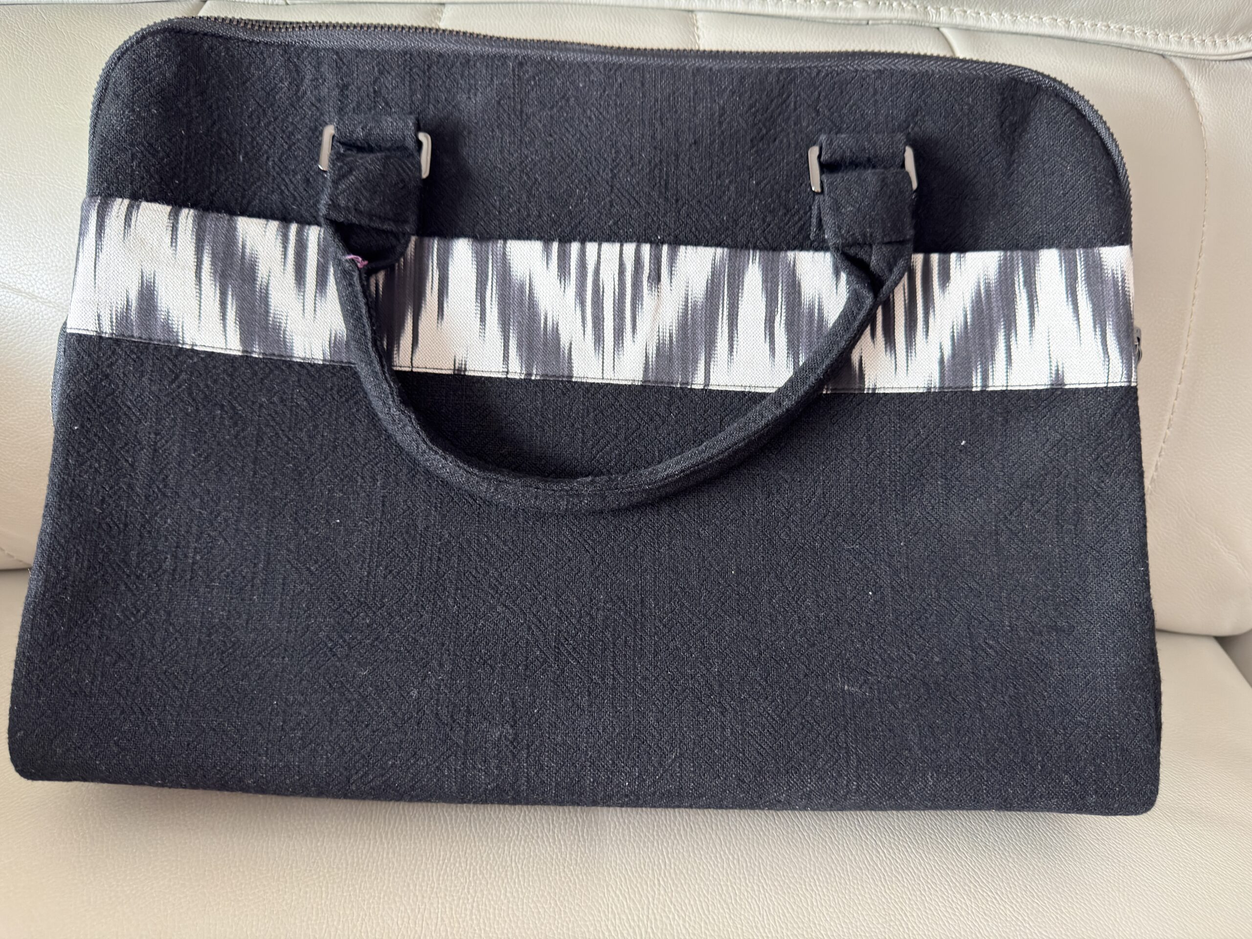 Product gallery image